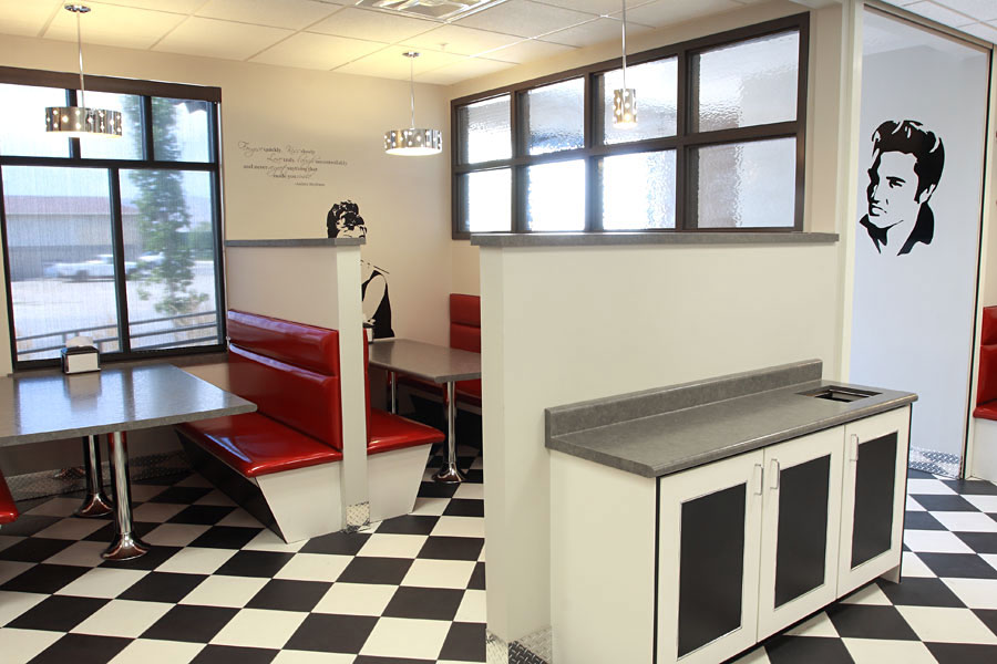 Parley's Place - Grill and Soda Shoppe slide3